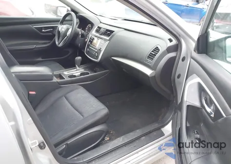 2016 Nissan Altima 2.5/2.5 S/2.5 Sl/2.5 Sr/2.5 Sv из США, поврежденный, VIN 1N4AL3AP6GN327837